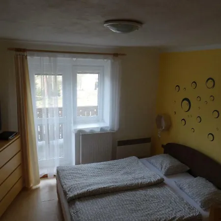 Apartman Ales Apartamento